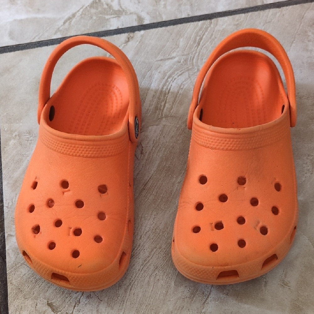 CROCS Vibrant Orange Kids Sandals